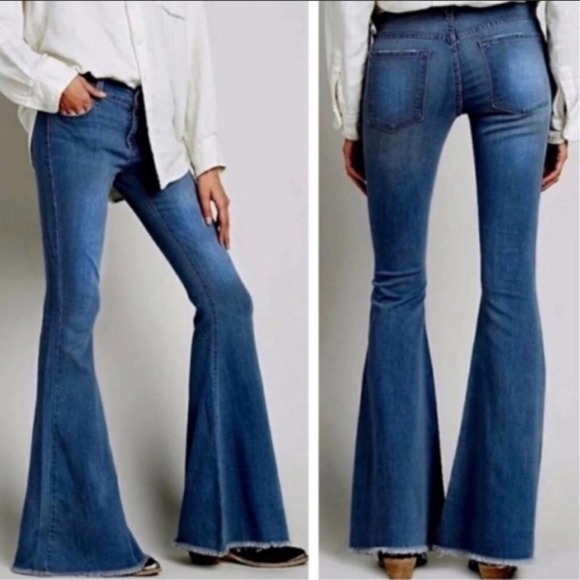 AC For AG SKIN 5 FLARE LEG RAW HEM Jeans NWT 27 - Picture 1 of 15